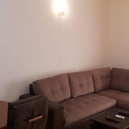 Apartman Franko - Uz Parking Πούλα Εξωτερικό φωτογραφία
