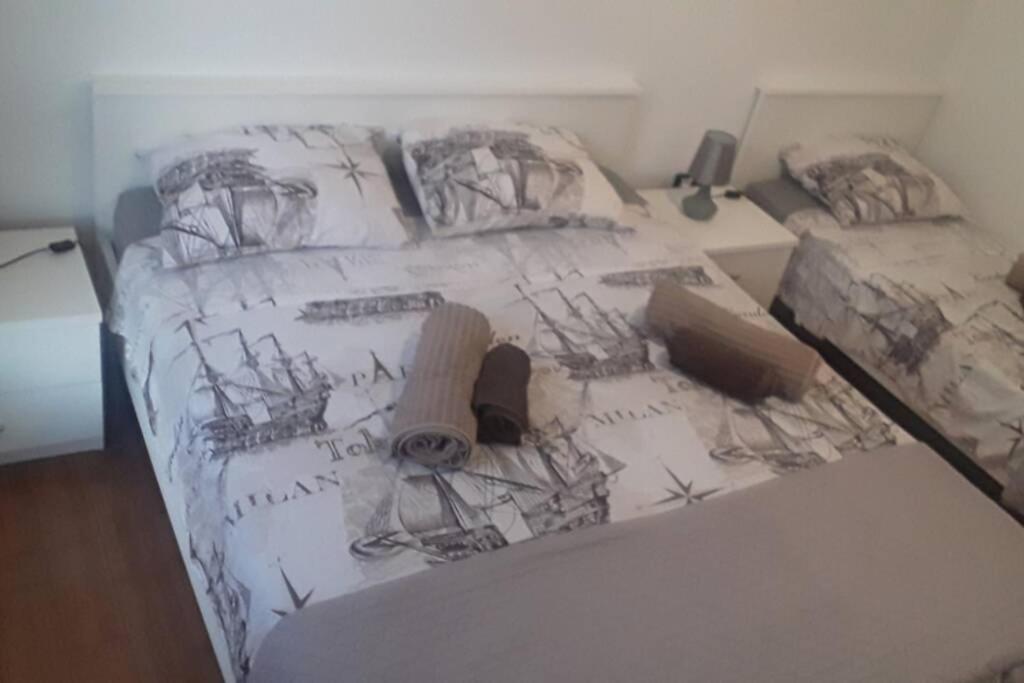 Apartman Franko - Uz Parking Πούλα Εξωτερικό φωτογραφία