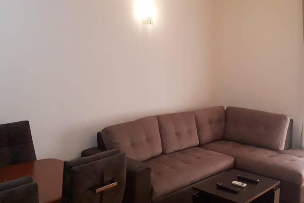 Apartman Franko - Uz Parking Πούλα Εξωτερικό φωτογραφία